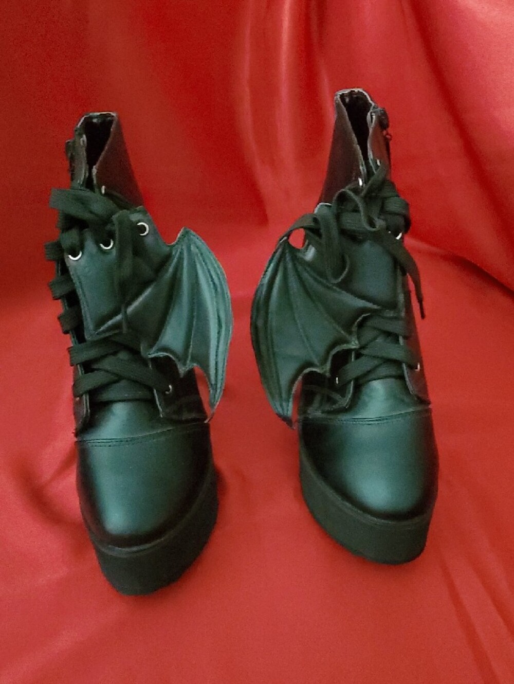 Hot Topic’s Iron Fist's Bat Royalty Black Platform Lace-Up Boots - Picture 2 of 16